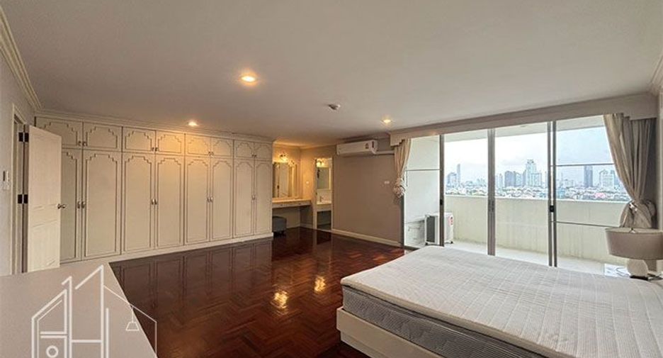 Apartamento en alquiler de 3 habitaciones en Watthana, Bangkok