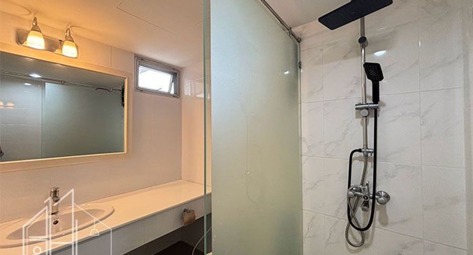 Apartamento en alquiler de 3 habitaciones en Watthana, Bangkok
