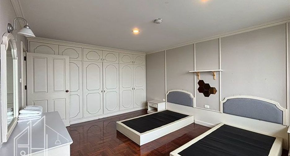 Apartamento en alquiler de 3 habitaciones en Watthana, Bangkok