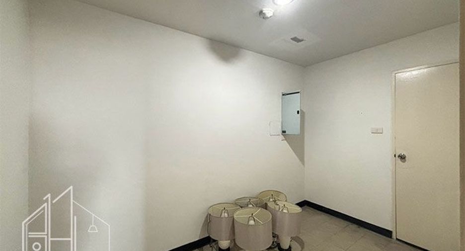 Apartamento en alquiler de 3 habitaciones en Watthana, Bangkok