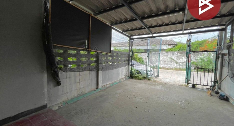 Продажа 2 спальни таунхаус в Mueang Chon Buri, Чонбури