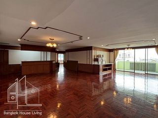 出租 3 卧室 公寓式住宅 在 Watthana, 曼谷