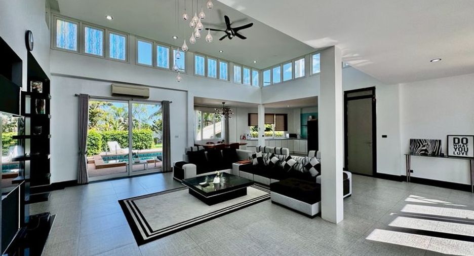 For rent and for sale 4 bedrooms house in Sattahip, Chonburi