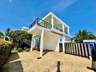 For rent and for sale 4 bedrooms house in Bang Saray, Pattaya