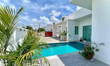 À vendre et à louer 3 chambres villa à East Pattaya, Pattaya