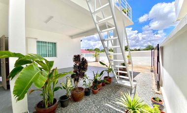 À vendre et à louer 3 chambres villa à East Pattaya, Pattaya