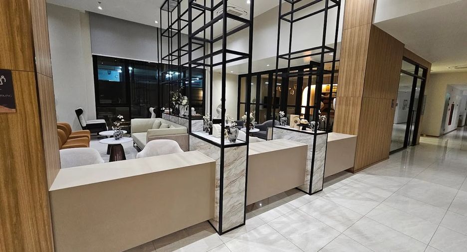 For rent 1 bed condo in Thon Buri, Bangkok