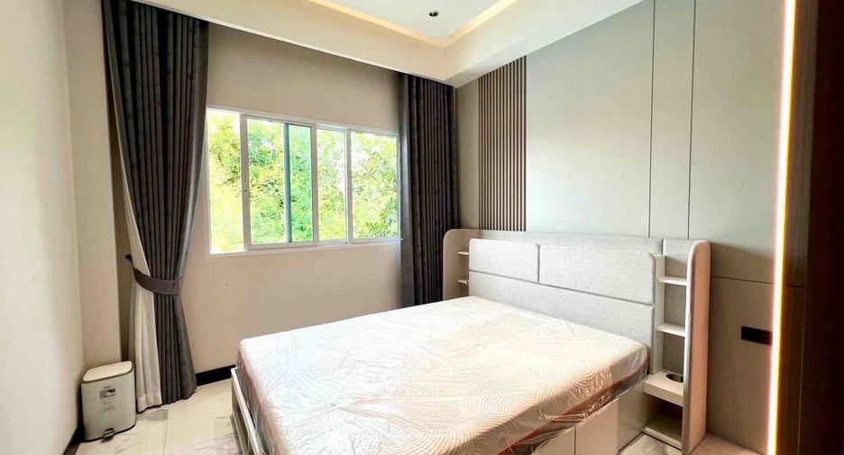À louer 5 chambres villa à East Pattaya, Pattaya