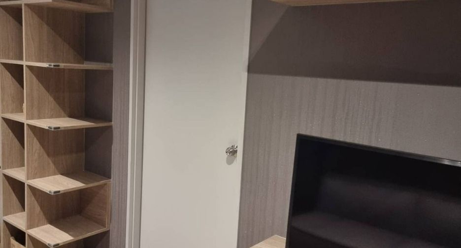 Condo en alquiler de 1 habitaciones en Bang Na, Bangkok