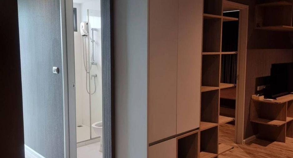 Condo en alquiler de 1 habitaciones en Bang Na, Bangkok