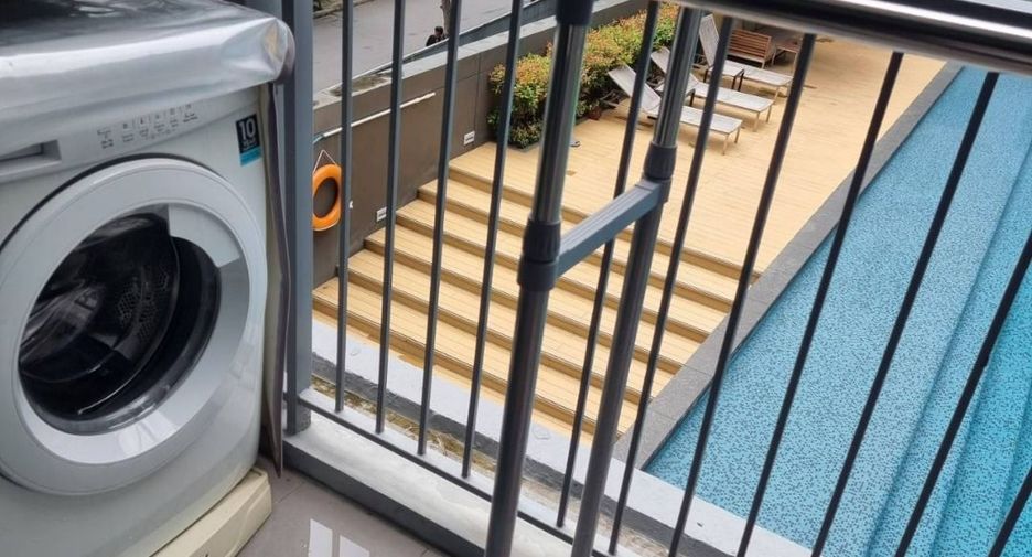 Condo en alquiler de 1 habitaciones en Bang Na, Bangkok