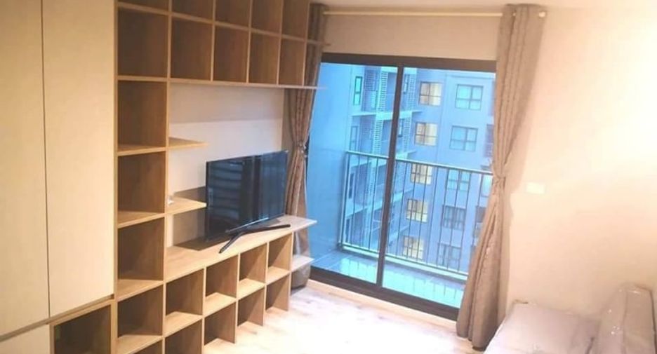 Condo en alquiler de 1 habitaciones en Bang Na, Bangkok