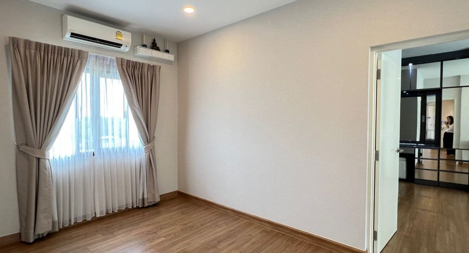 Casa en venta de 4 habitaciones en Prawet, Bangkok