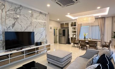 Casa en venta de 4 habitaciones en Prawet, Bangkok