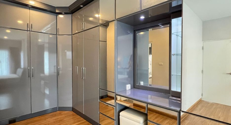 Casa en venta de 4 habitaciones en Prawet, Bangkok