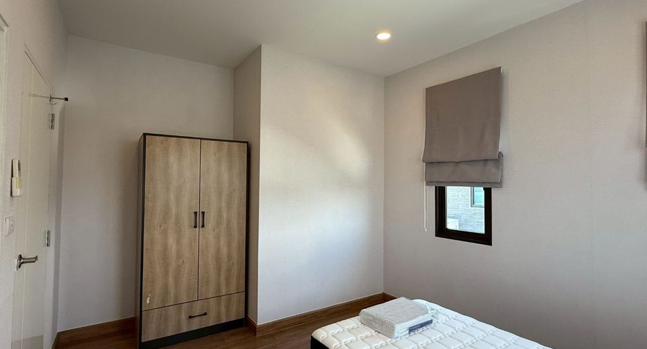Casa en venta de 4 habitaciones en Prawet, Bangkok