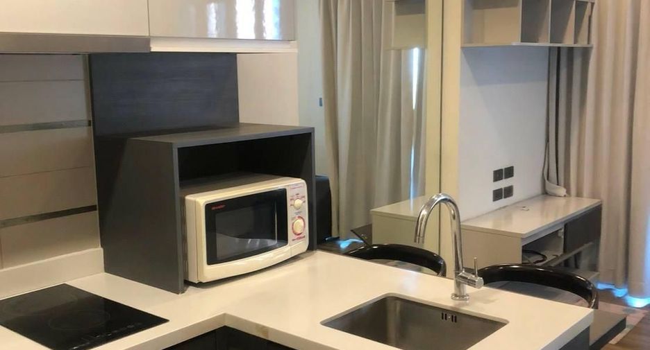 For rent 1 Beds condo in Khlong Toei, Bangkok