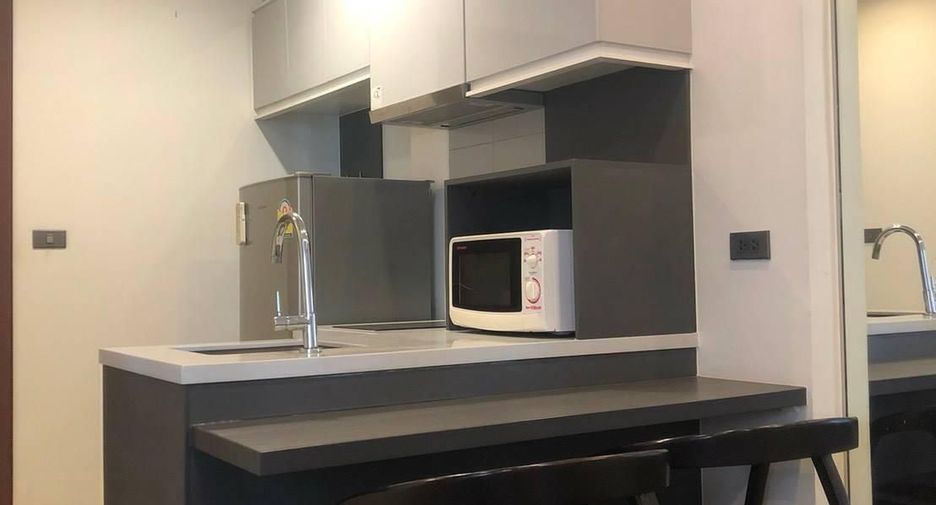 For rent 1 Beds condo in Khlong Toei, Bangkok