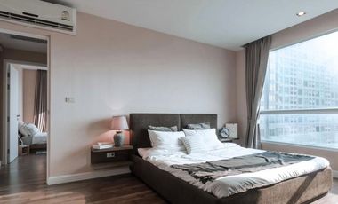 For rent 2 bedrooms condo in Thon Buri, Bangkok