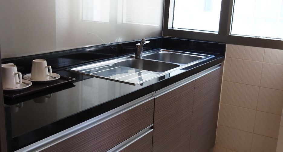 Condo en alquiler de 2 habitaciones en Watthana, Bangkok