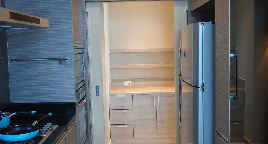 Condo en alquiler de 2 habitaciones en Watthana, Bangkok