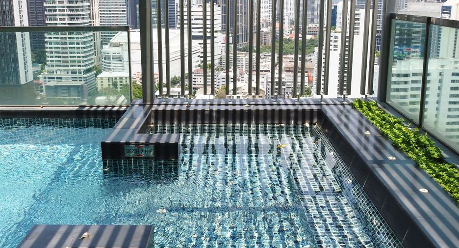 Condo en alquiler de 2 habitaciones en Watthana, Bangkok