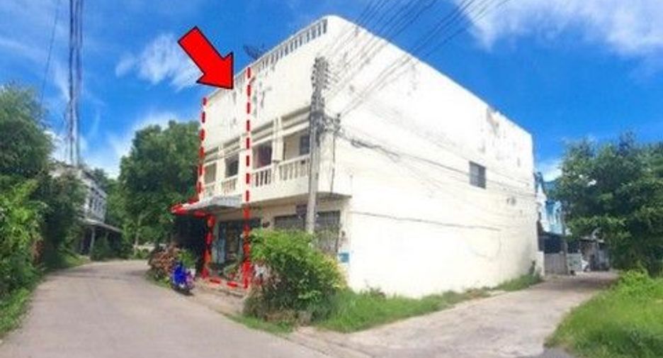 出售 1 卧室 商业空间 在 Sanom, Surin