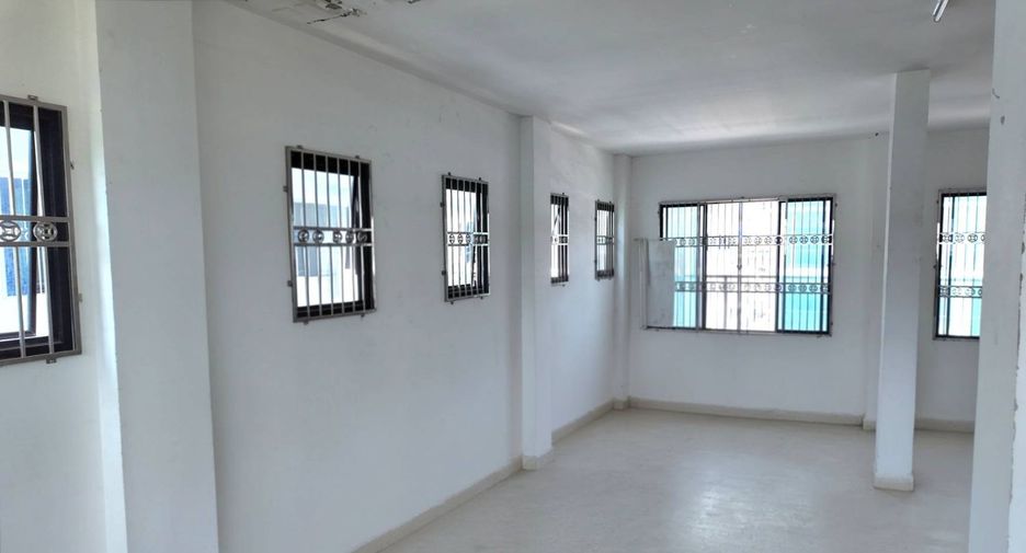 Gewerbefläche zum Kauf mit 5 Zimmer in Bang Bon, Bangkok