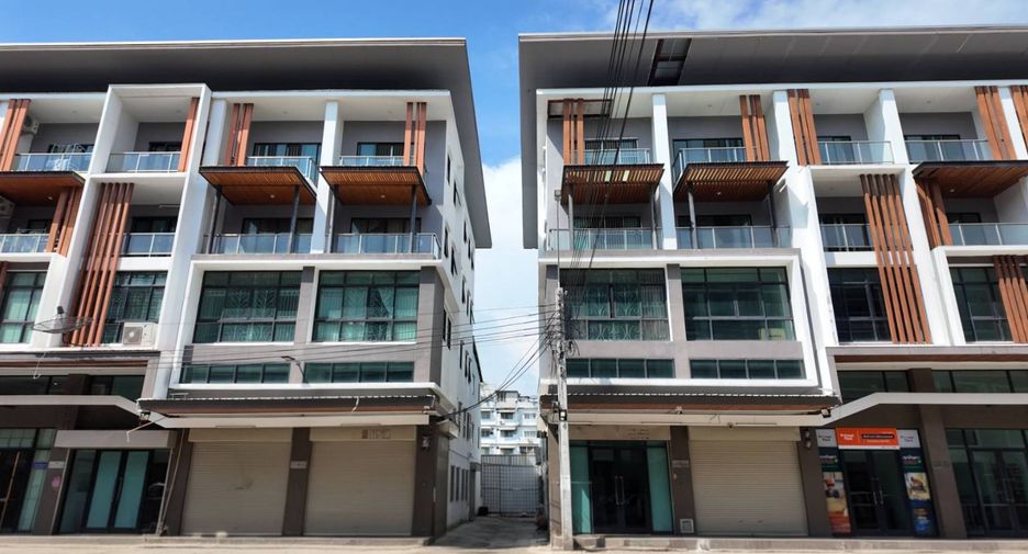 Gewerbefläche zum Kauf mit 5 Zimmer in Bang Bon, Bangkok