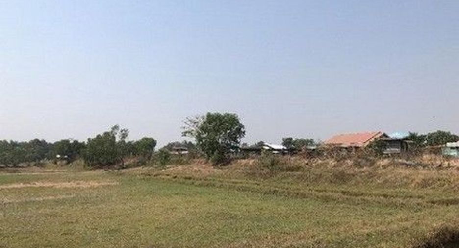 For sale land in Sanom, Surin