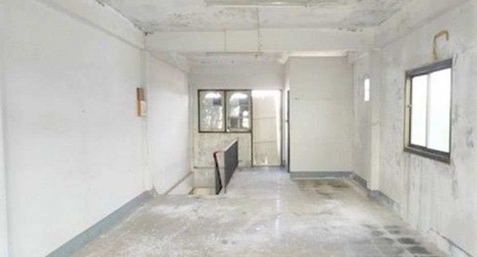 For sale 1 bed retail Space in Phang Khon, Sakon Nakhon