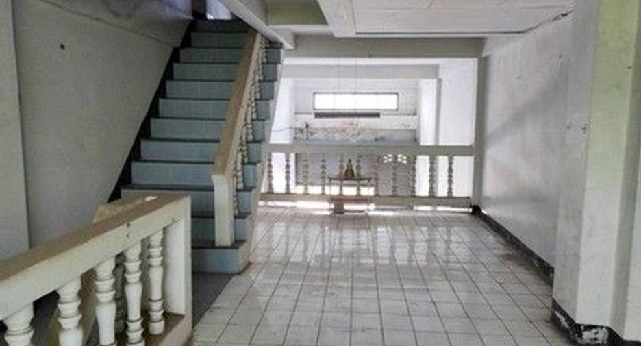 For sale 1 bed retail Space in Phang Khon, Sakon Nakhon