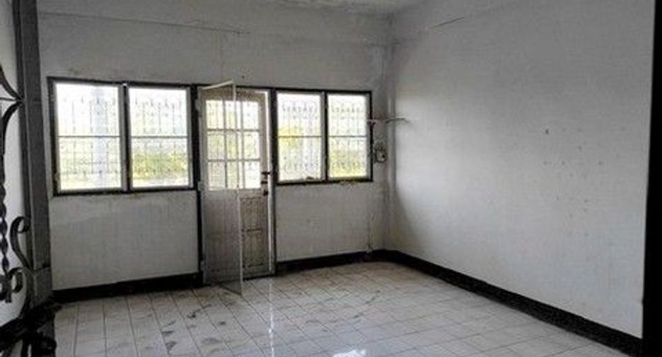 For sale 1 bed retail Space in Phang Khon, Sakon Nakhon