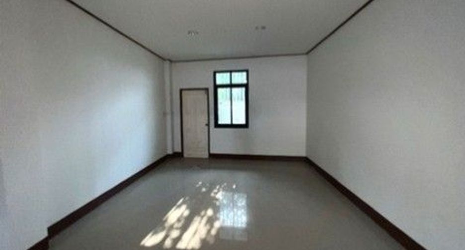 Gewerbefläche zum Kauf mit 1 Zimmer in Si Rattana, Sisaket
