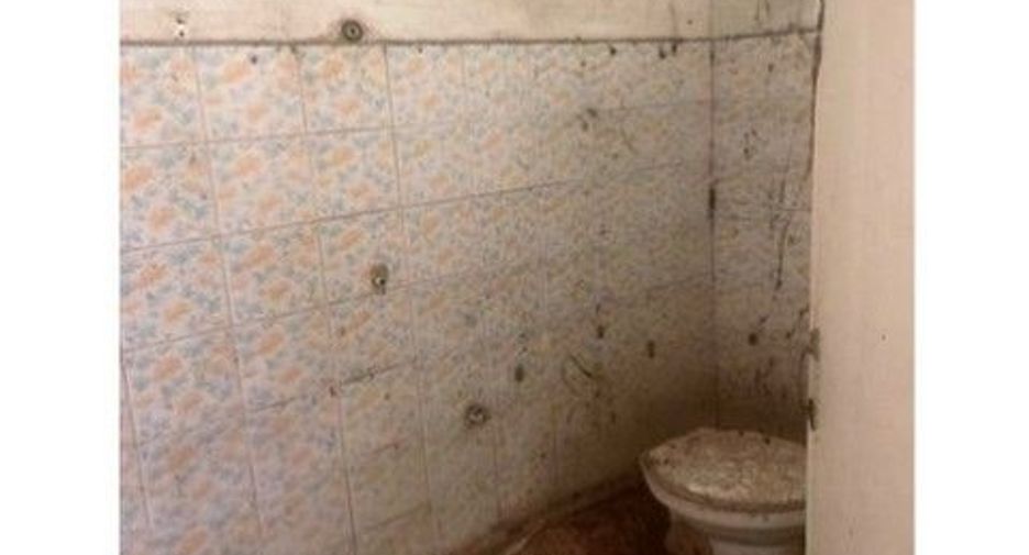 Haus zum Kauf mit 1 Zimmer in Si Rattana, Sisaket
