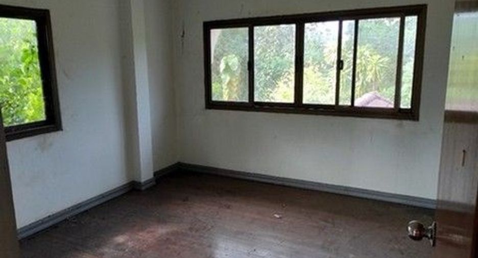 Haus zum Kauf mit 1 Zimmer in Si Rattana, Sisaket