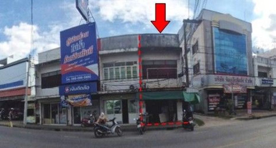 À vendre 1 chambre local commercial à At Samat, Roi Et