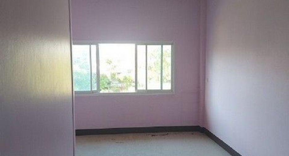 À vendre 1 chambre local commercial à At Samat, Roi Et