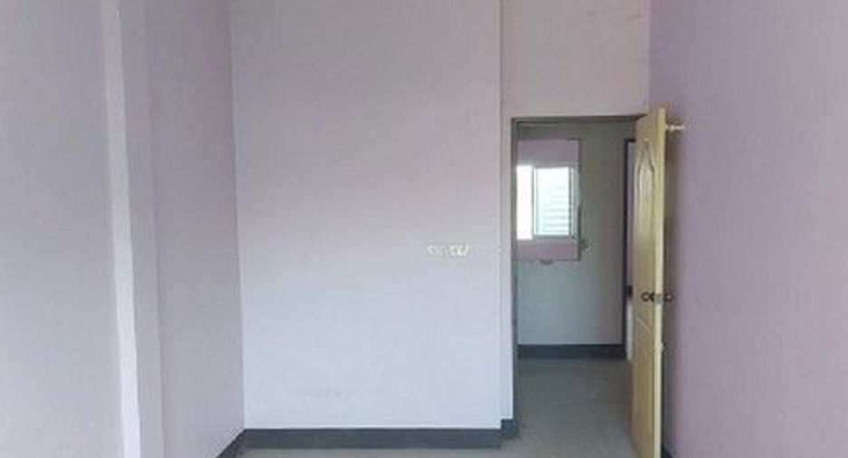 À vendre 1 chambre local commercial à At Samat, Roi Et