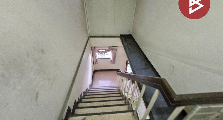 Продажа 2 спальни торговое помещение в Mueang Nakhon Pathom, Накхонпатхом