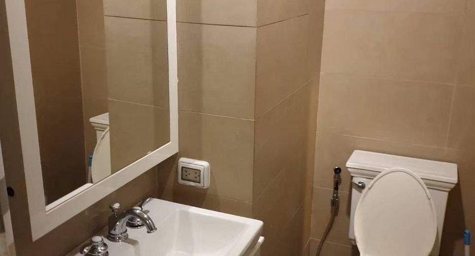 Condo en venta de 1 habitaciones en Khlong Toei, Bangkok