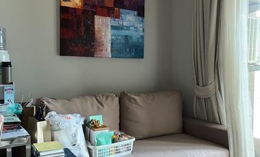 For sale 1 bed condo in Khlong Toei, Bangkok
