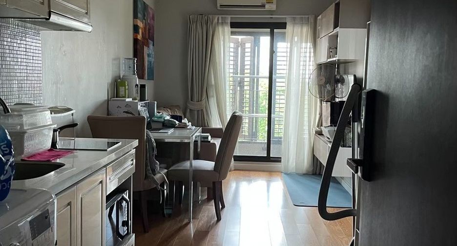 Condo en venta de 1 habitaciones en Khlong Toei, Bangkok