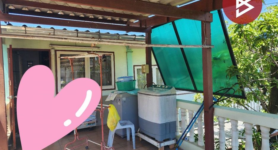 For sale 5 bedrooms house in Phra Pradaeng, Samut Prakan