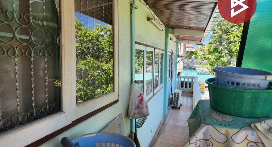 For sale 5 bedrooms house in Phra Pradaeng, Samut Prakan