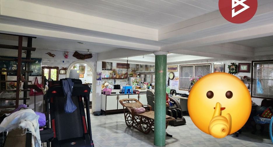 For sale 5 bedrooms house in Phra Pradaeng, Samut Prakan