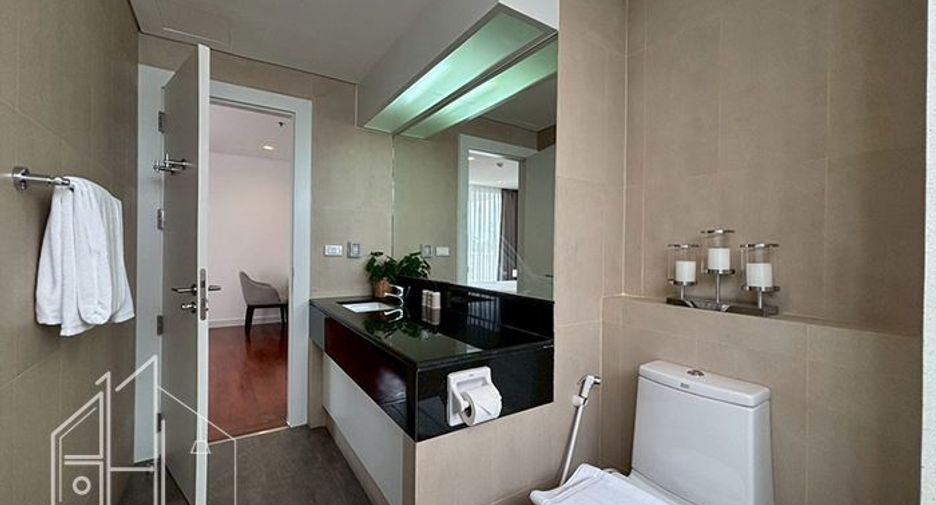 Wohnung zur Miete mit 4 Zimmer in Watthana, Bangkok