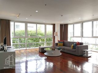 Condo en alquiler de 3 habitaciones en Watthana, Bangkok
