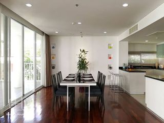 Condo en alquiler de 3 habitaciones en Watthana, Bangkok