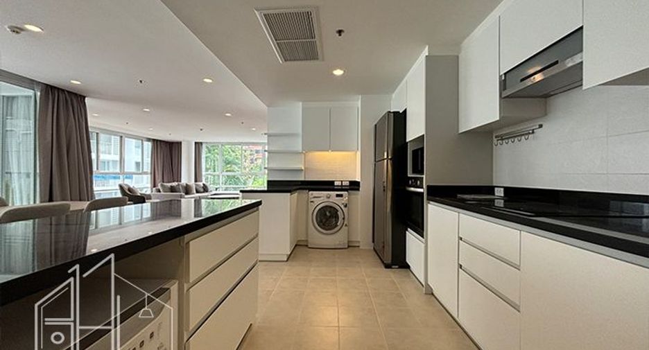ให้เช่า 3 ห้องนอน คอนโด ใน วัฒนา, กรุงเทพฯ